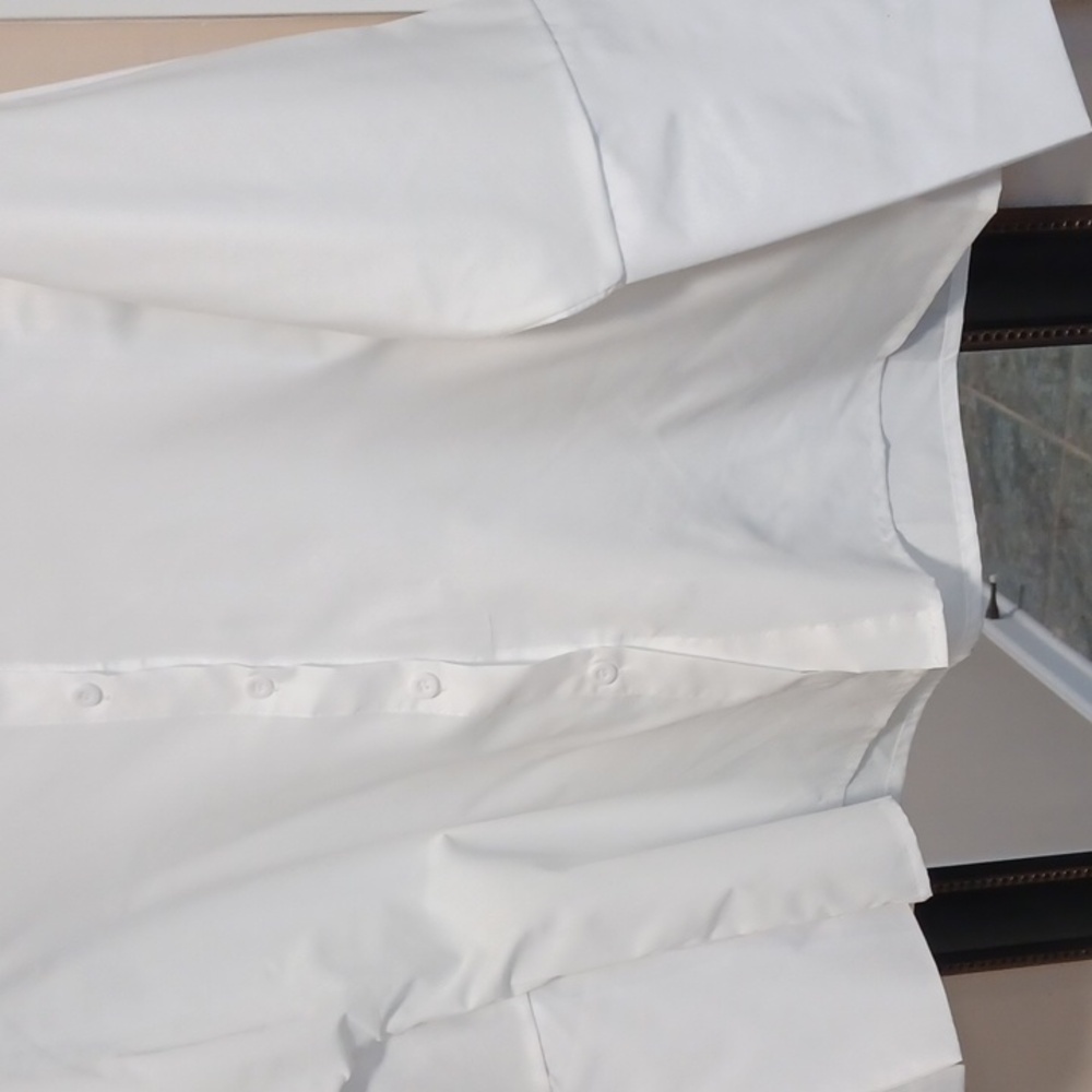 White Button Blouse w/French Style Split Sleeve - Picture 2 of 6